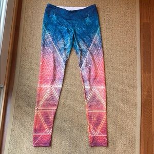 Geometric leggings!